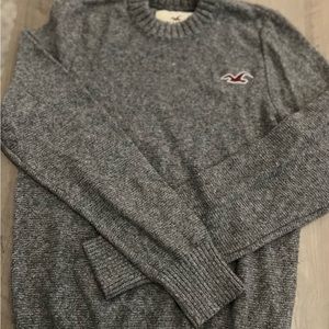 Hollister sweater